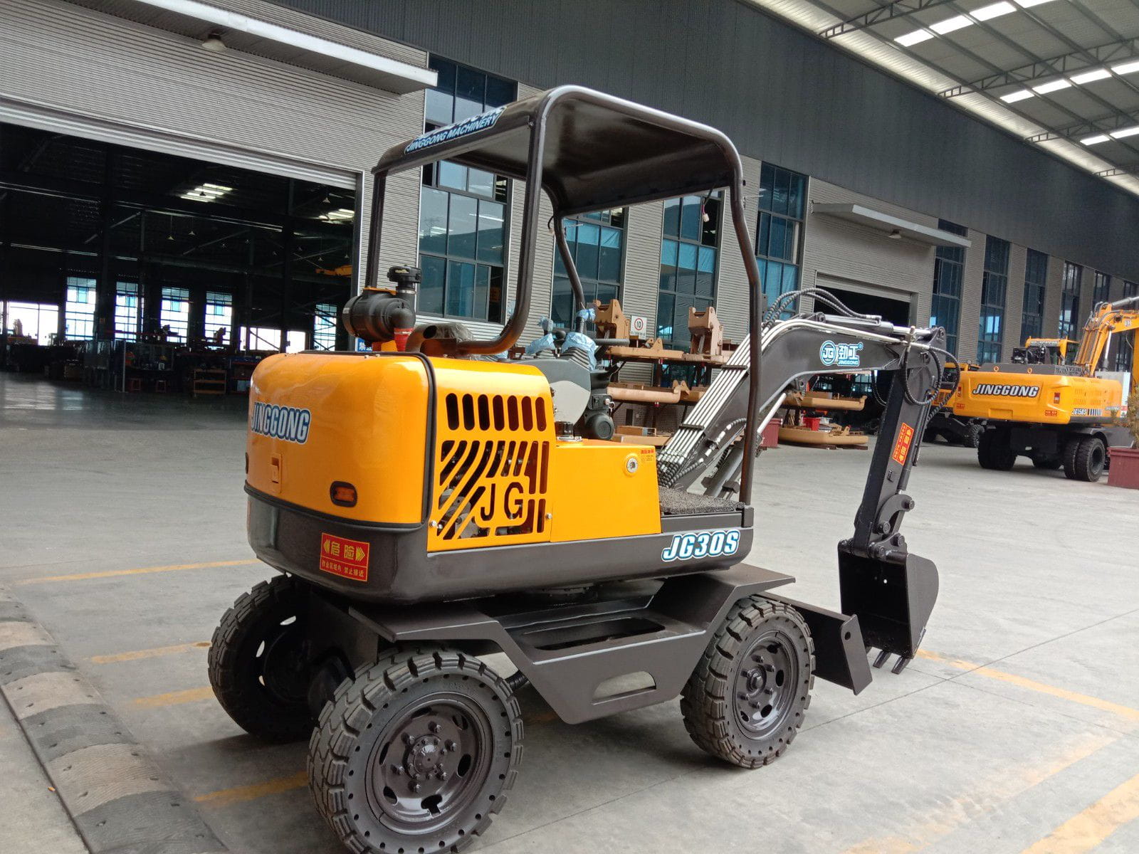 Compact Digger Machine